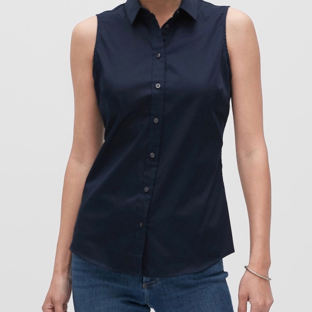 Banana Republic Navy Non-Iron sleeveless blouse
